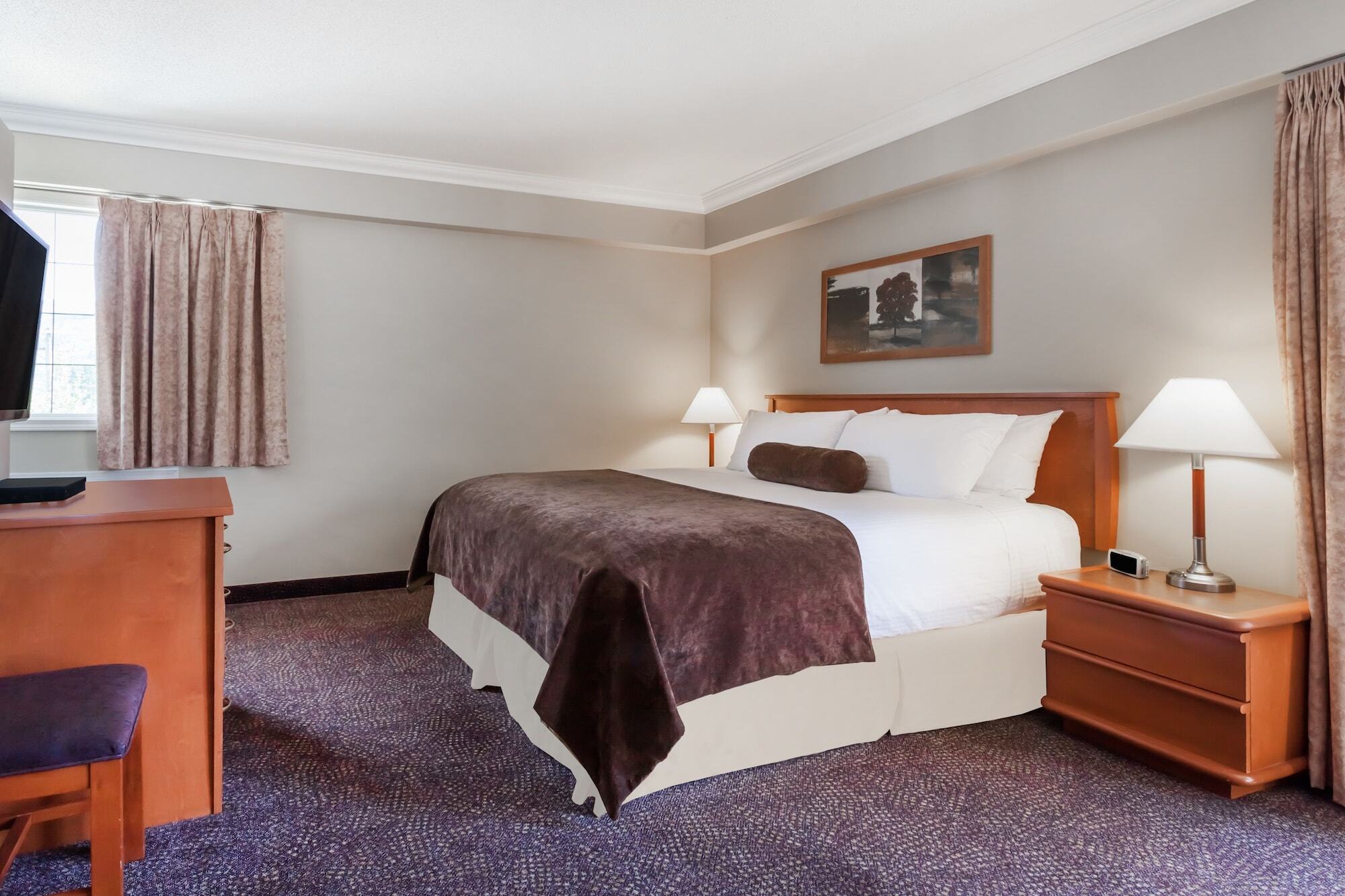 Ramada By Wyndham Creston Hotell Eksteriør bilde